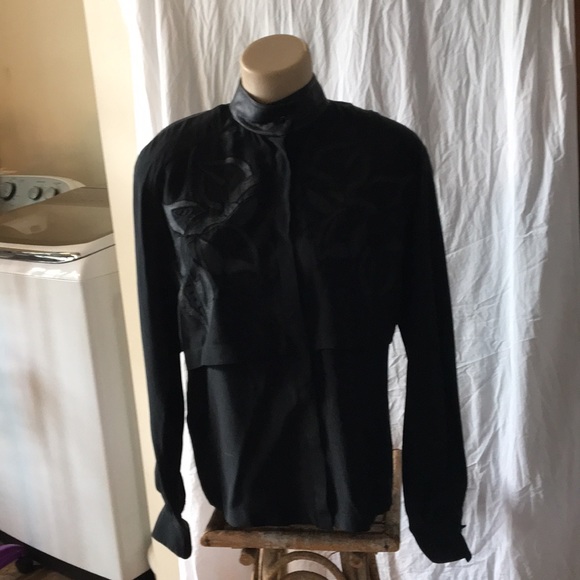 Blouse - Picture 1 of 5